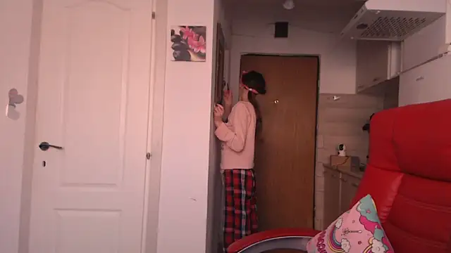 Snapshot of simyhvn chatting on 03.05.26 simyhvn online show from 03.05.26