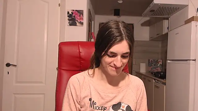 Snapshot of simyhvn chatting on 04.03.26 simyhvn online show from 04.03.26