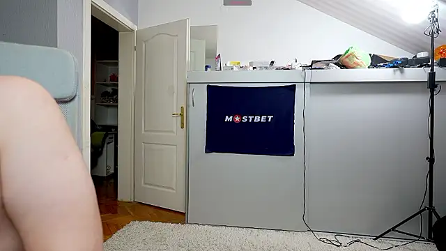 foxeslovefoxes online show from 12.06.24