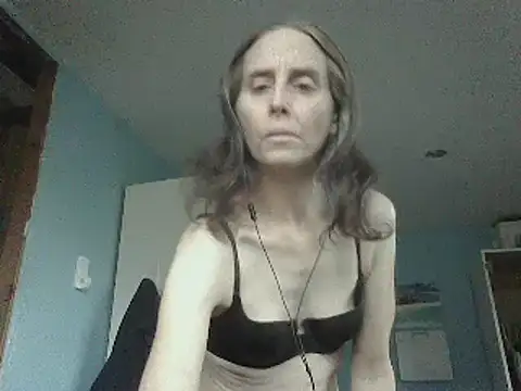 Snapshot of SexyRach75 chatting on 01.13.25 SexyRach75 online show from 01.13.25