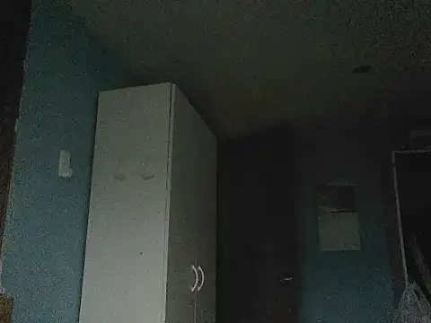 Snapshot of SexyRach75 chatting on 10.11.25 SexyRach75 online show from 10.11.25