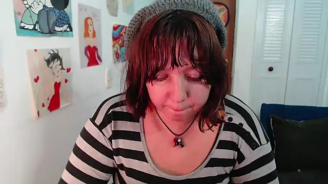 soynanabela28 online show from 12.23.25