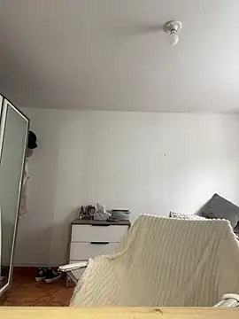 Snapshot of xlovelygirlx chatting on 02.15.25 xlovelygirlx online show from 02.15.25