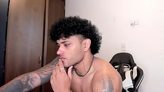 Alessandro Vanni online show from 12.12.24