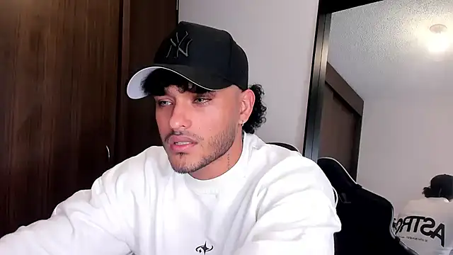 Alessandro Vanni online show from 12.23.24