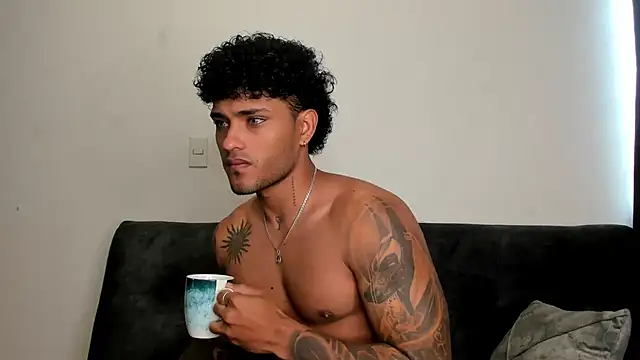 Alessandro Vanni online show from 02.14.25