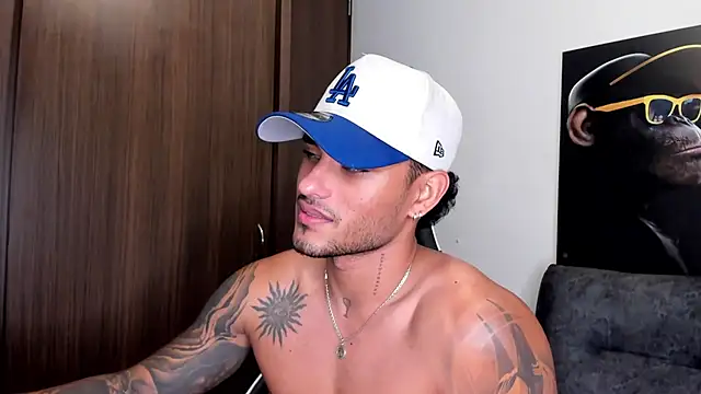 Alessandro Vanni online show from 03.12.25