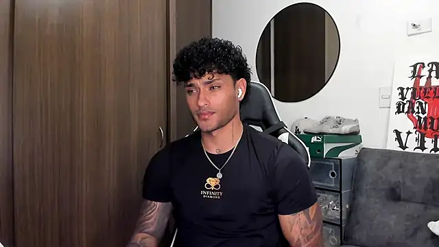 Alessandro Vanni online show from 09.23.25