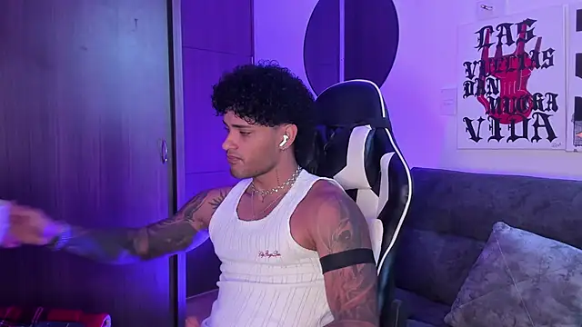 Alessandro Vanni online show from 04.15.26