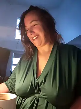 Canadian BBW online show from 02.11.25