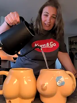 Canadian BBW online show from 11.21.25