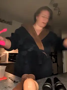 Canadian BBW online show from 12.04.25