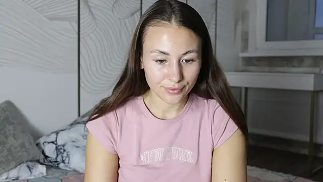 Snapshot of sunny_girl4 chatting on 01.10.25 sunny girl4 online show from 01.10.25