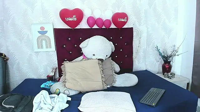 Ariana Diosa online show from 02.12.25