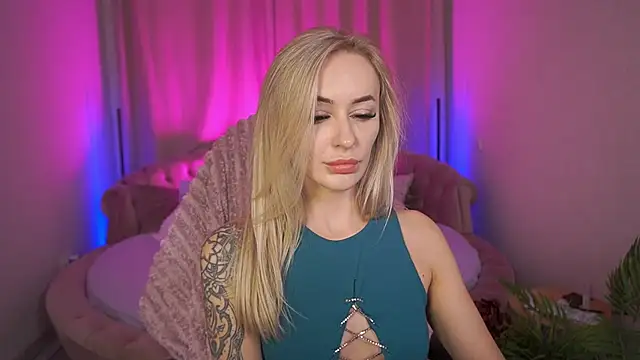 GraceCandy online show from 10.08.25