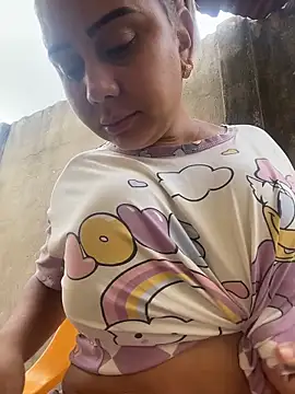 Snapshot of maymercy chatting on 03.01.26 maymercy online show from 03.01.26