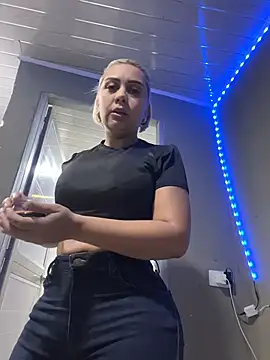 Snapshot of maymercy chatting on 03.02.26 maymercy online show from 03.02.26