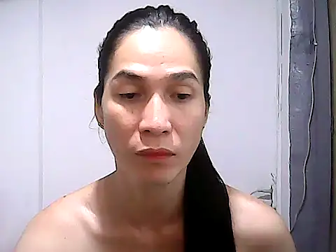 Snapshot of BigDickTrans chatting on 06.14.26 BigDickTrans online show from 06.14.26