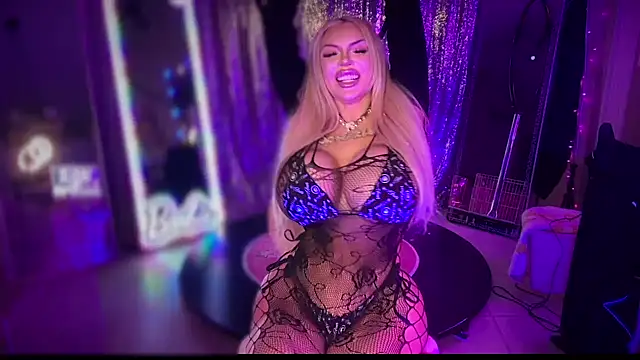 bimbotwerkqueen online show from 01.18.25
