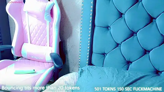 Snapshot of Imannejulienne chatting on 03.16.25 Imannejulienne online show from 03.16.25