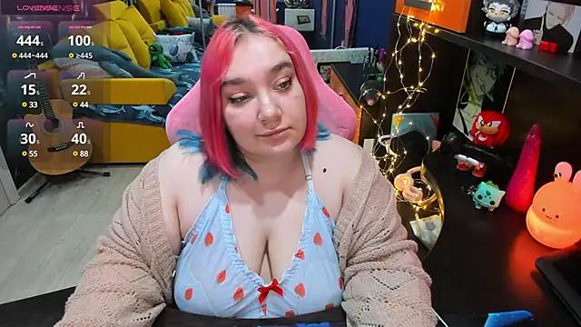 Softie Sofy online show from 01.30.25