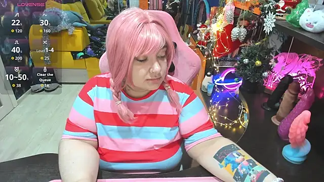 Softie Sofy online show from 12.20.25