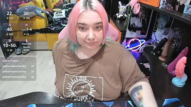 Softie Sofy online show from 04.21.26