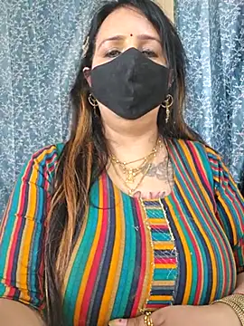 cute-tanvi online show from 02.17.25