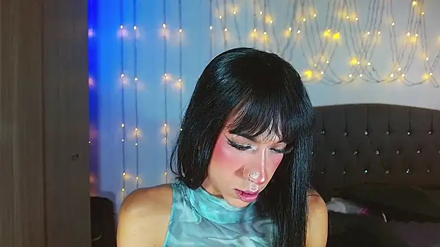 Kenisha Sweet online show from 03.01.25