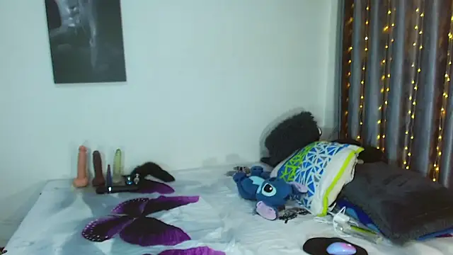 Kenisha Sweet online show from 05.19.26