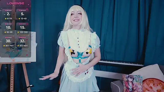 Snapshot of MadnessAlison chatting on 11.12.25 MadnessAlison online show from 11.12.25