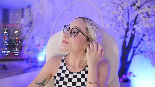 Snapshot of DalahiaRush chatting on 02.11.25 DalahiaRush online show from 02.11.25