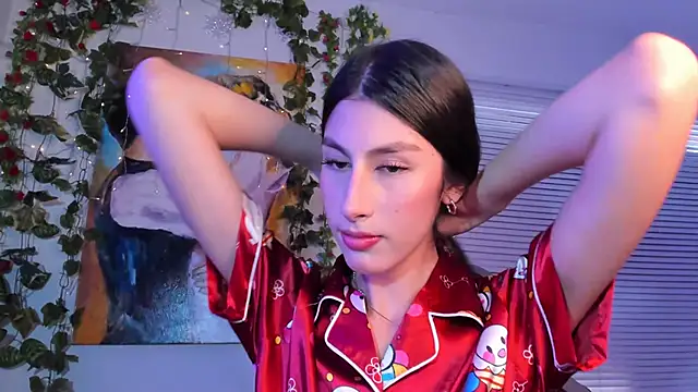 valeria gonzales  online show from 02.05.25