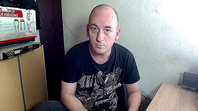 Johan   Barker online show from 02.05.25