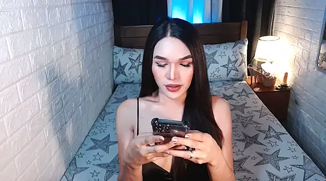 Snapshot of Sexy_Adrestia chatting on 02.18.25 Sexy Adrestia online show from 02.18.25