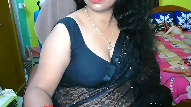 Snapshot of Anushka_21 chatting on 01.12.25 Anushka 21 online show from 01.12.25