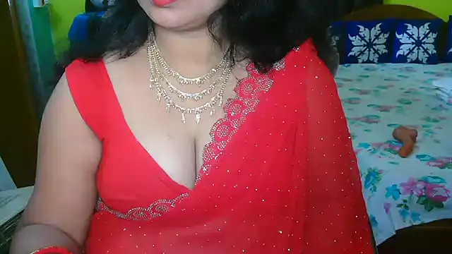 Snapshot of Anushka_21 chatting on 02.11.25 Anushka 21 online show from 02.11.25