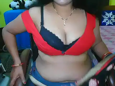 Snapshot of Anushka_21 chatting on 02.20.25 Anushka 21 online show from 02.20.25