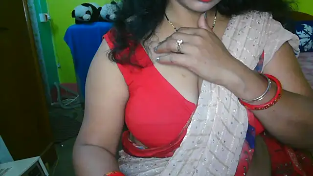 Snapshot of Anushka_21 chatting on 03.04.25 Anushka 21 online show from 03.04.25