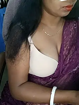 Snapshot of Anushka_21 chatting on 09.19.25 Anushka 21 online show from 09.19.25