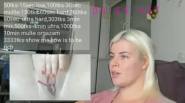 queenofthenighttt online show from 12.05.24