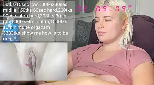 queenofthenighttt online show from 12.26.24