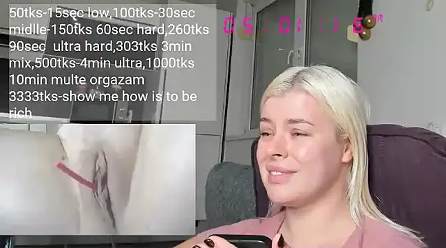 queenofthenighttt online show from 12.28.24