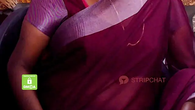 Snapshot of Novapol chatting on 03.01.25 Novapol online show from 03.01.25