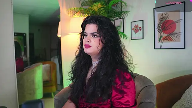 Snapshot of artechloe chatting on 02.27.25 artechloe online show from 02.27.25