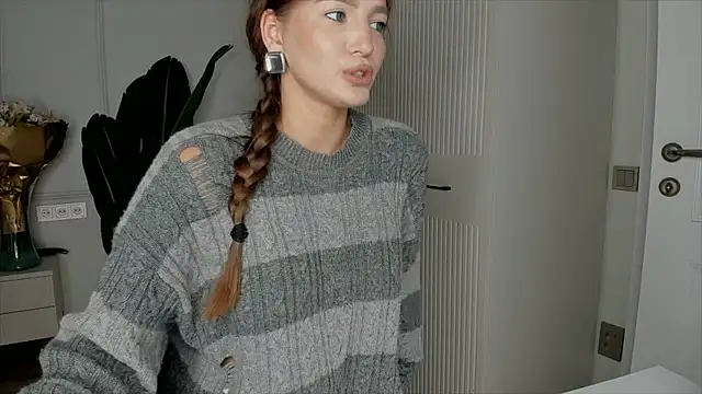 xx leila online show from 11.09.25