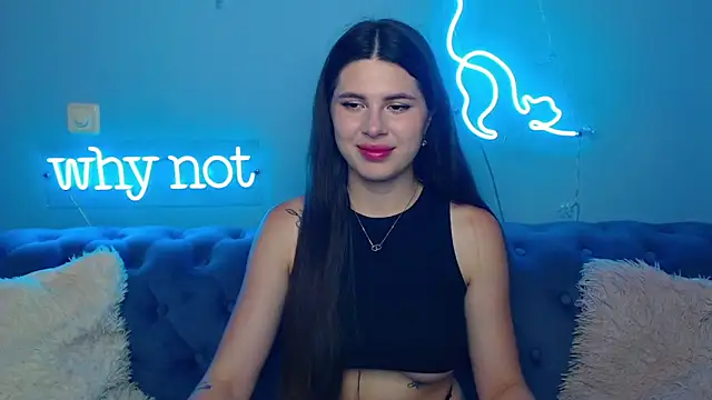 Snapshot of ViollinaLove chatting on 06.12.26 ViollinaLove online show from 06.12.26