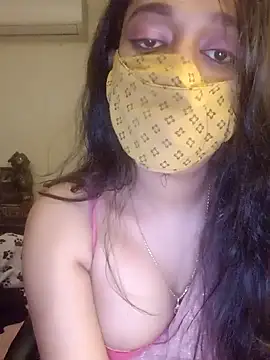 Snapshot of Lavanya_Shah chatting on 12.18.24 Lavanya Shah online show from 12.18.24