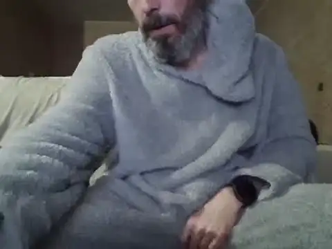 Snapshot of 207RCCam chatting on 02.01.25 207RCCam online show from 02.01.25