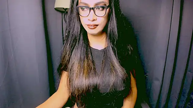 XXsexylongcockXX online show from 12.12.24